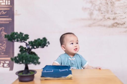 任丘月子里宝宝湿疹怎么办
